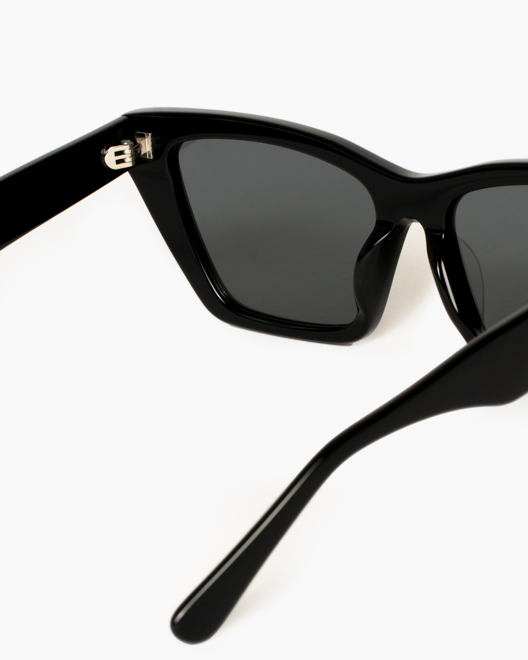 ELLE - BLACK
