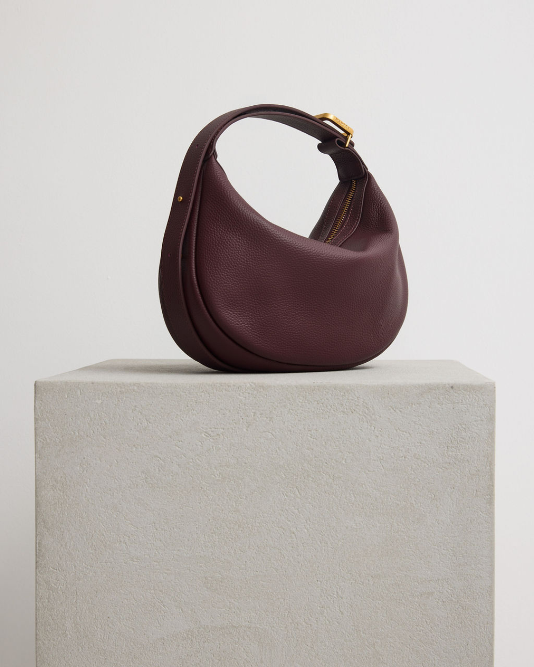 DARCY - BURGUNDY