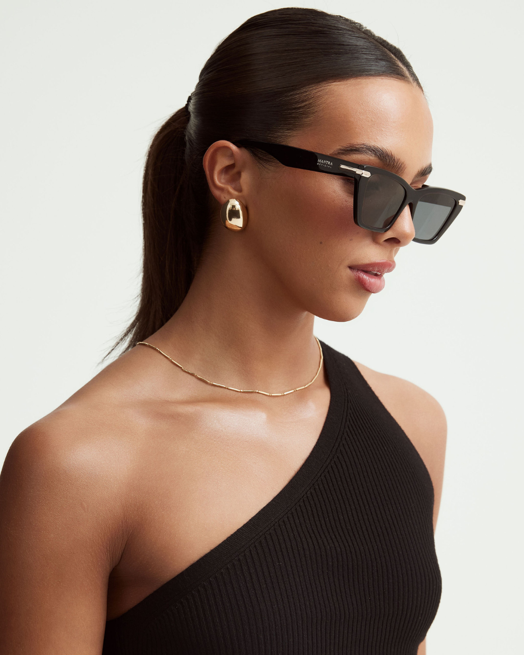 ELLE - BLACK